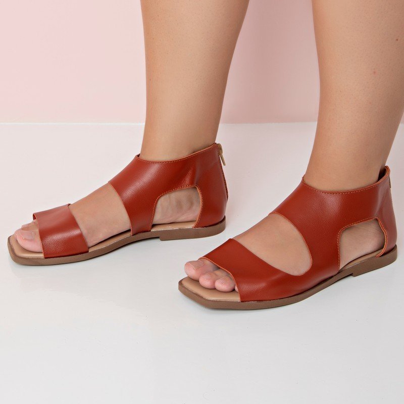 Lisa Flat Sandals