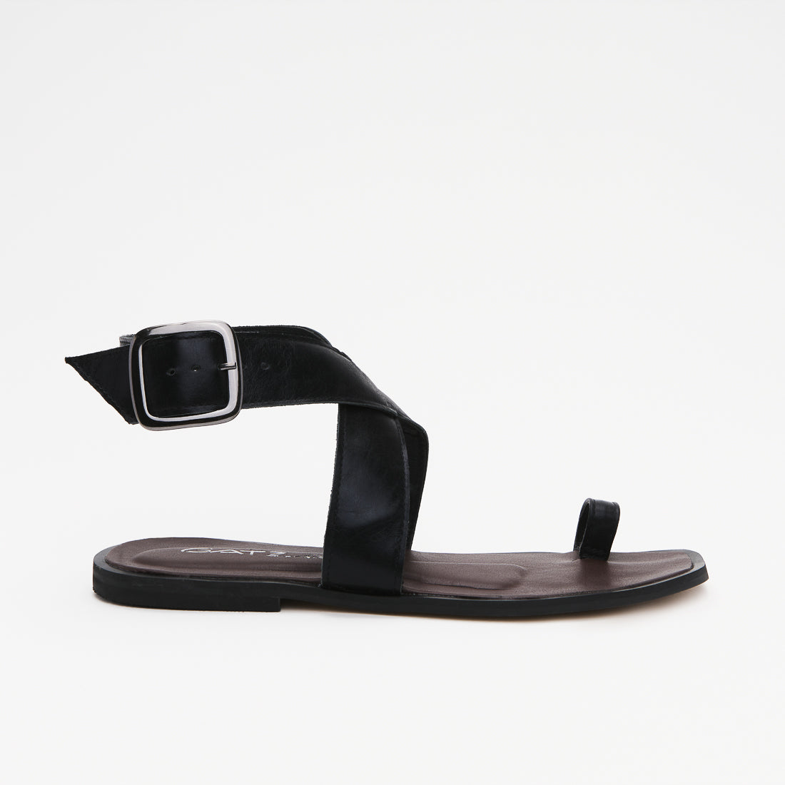 Lívia Flat Sandals