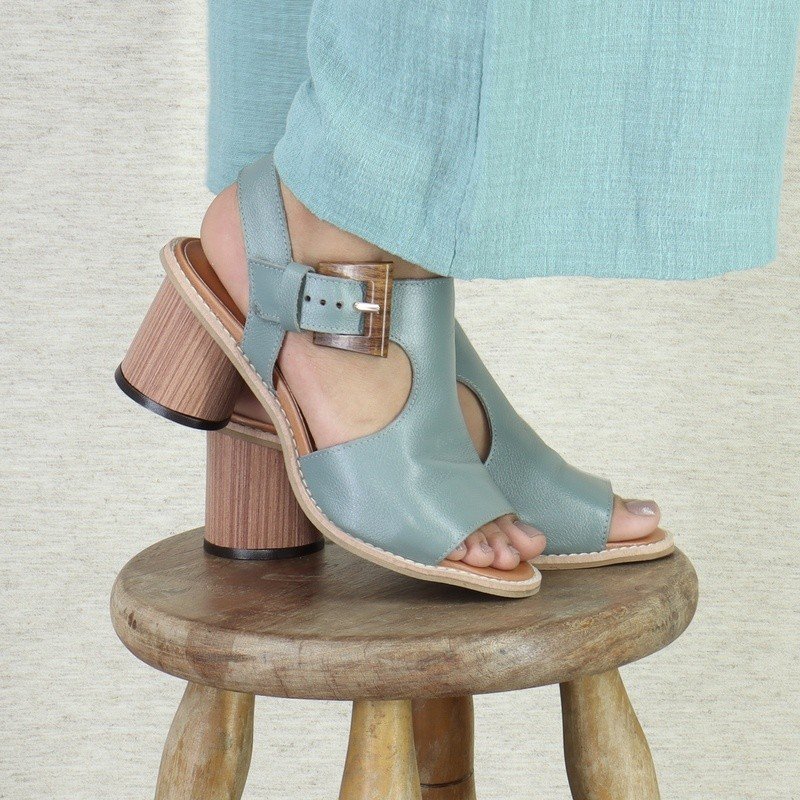 Wooden Buckle Sandals