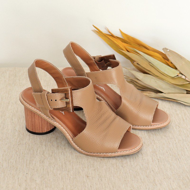 Wooden Buckle Sandals