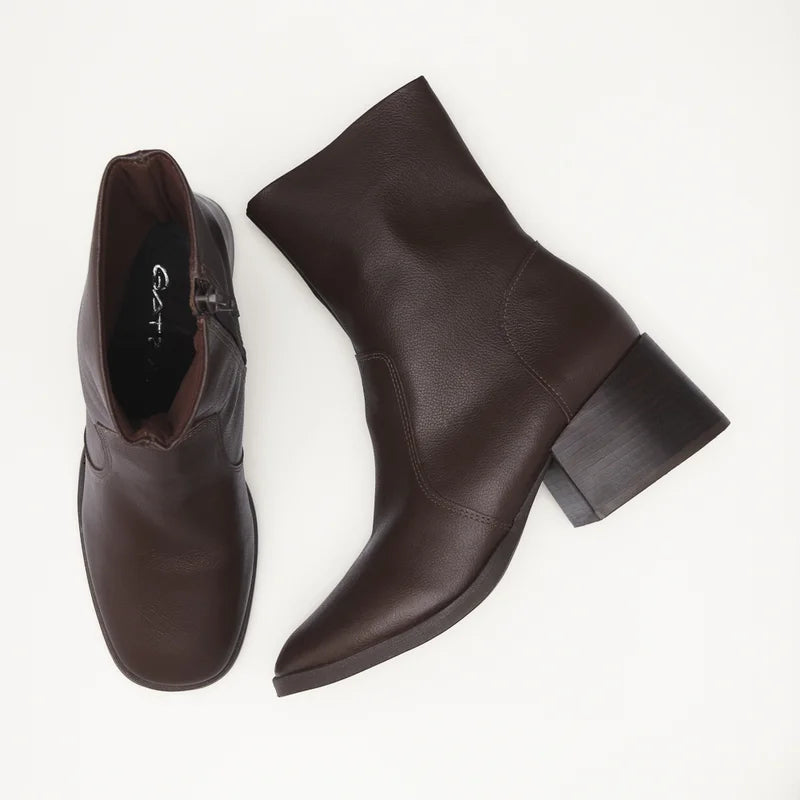 Adria Boot - Coffee