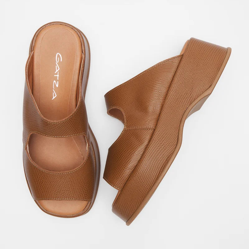 Cut-out flat sandal - Black