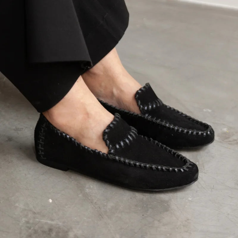 Stitch Loafer - Black