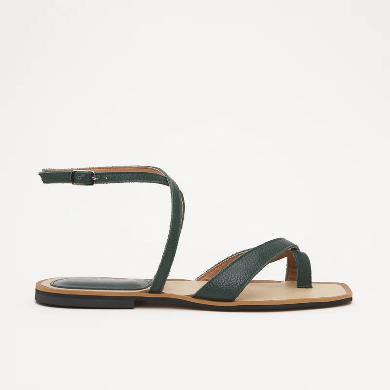 Elisa Flat Sandal - Red