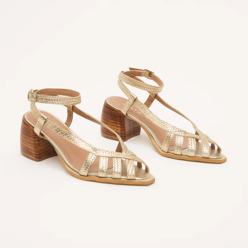 Diandra Sandal - Light Gold