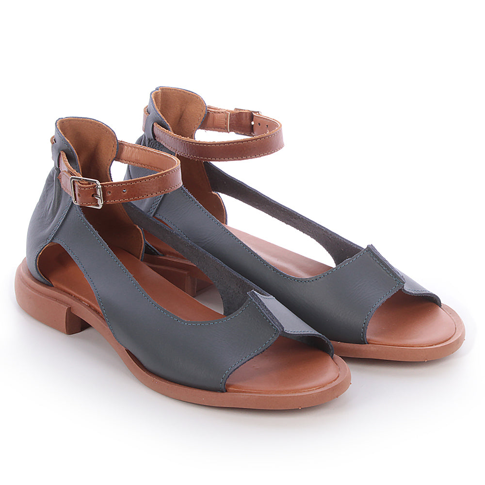 Lana Flat Sandals