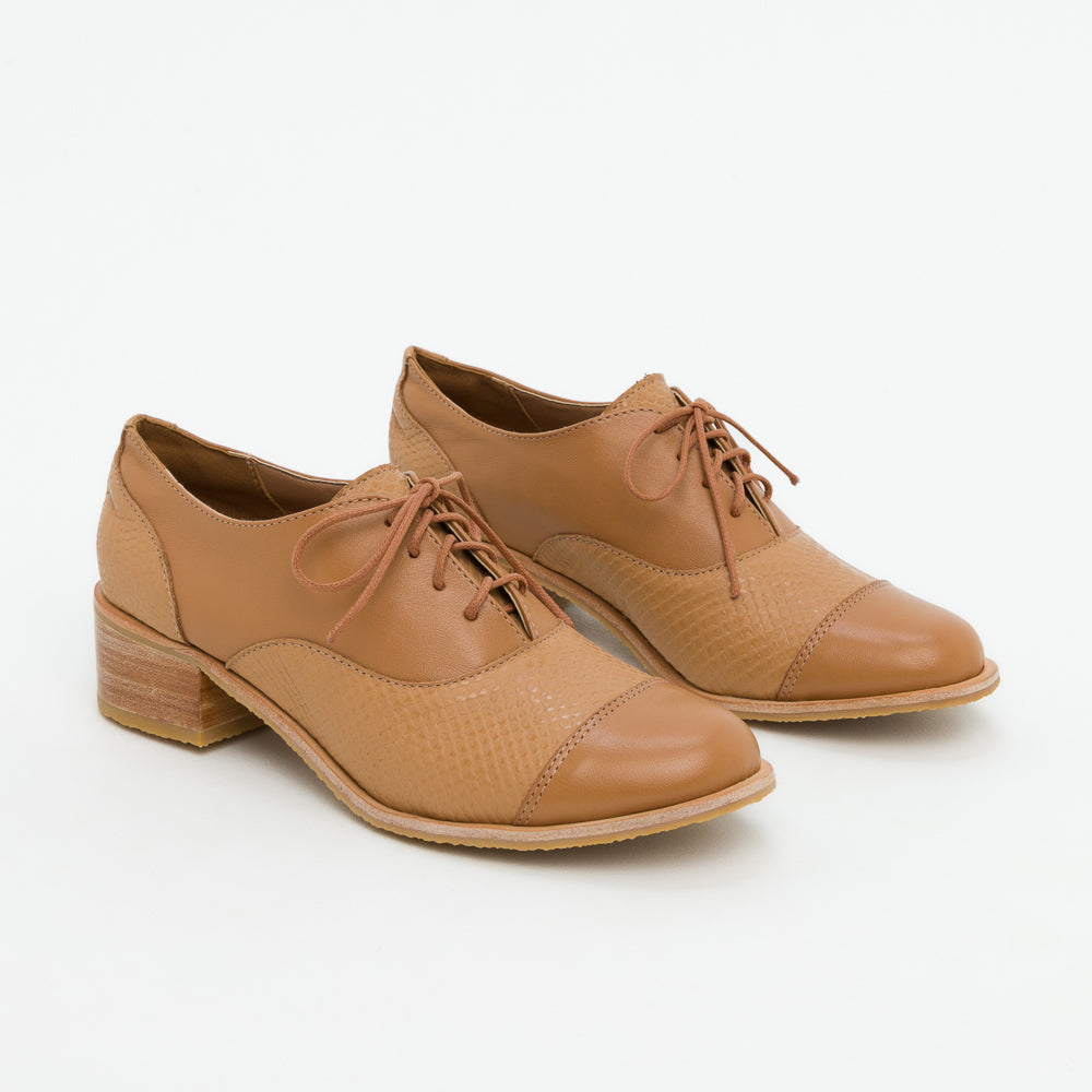 Julie Oxfords