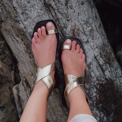 Lívia Flat Sandals