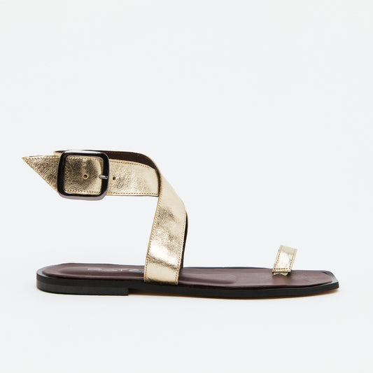 Lívia Flat Sandals