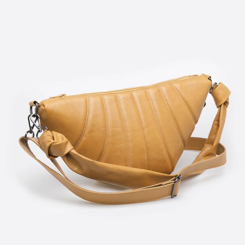 Leather Concha Bag - Beige