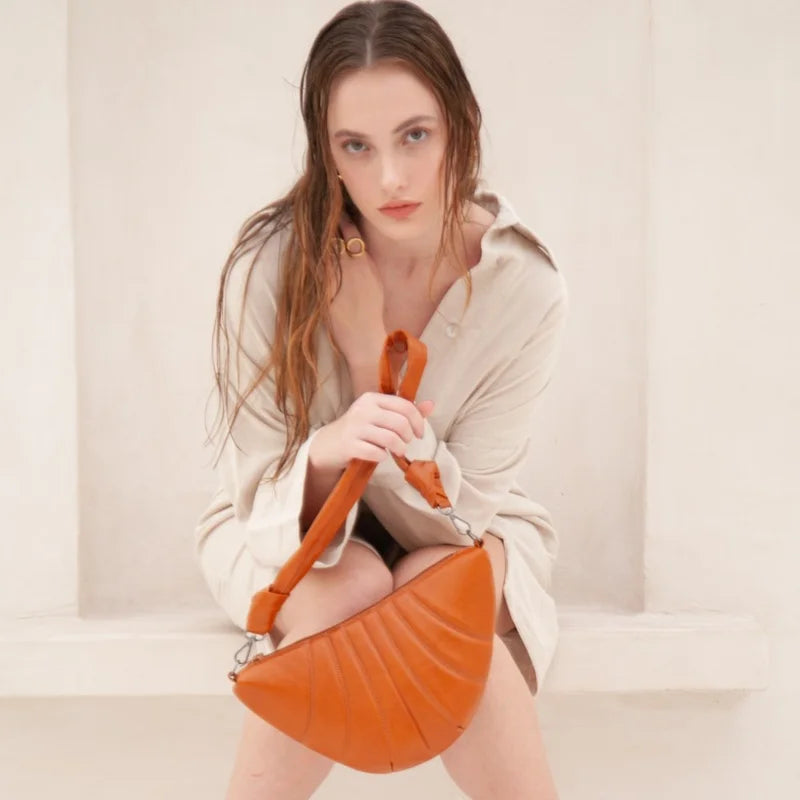 Leather Concha Bag - Caramel