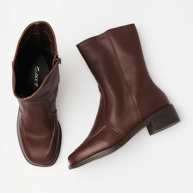 Stitch Detail Boot - Brown