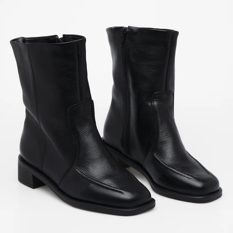 Stitch Detail Boot - Black