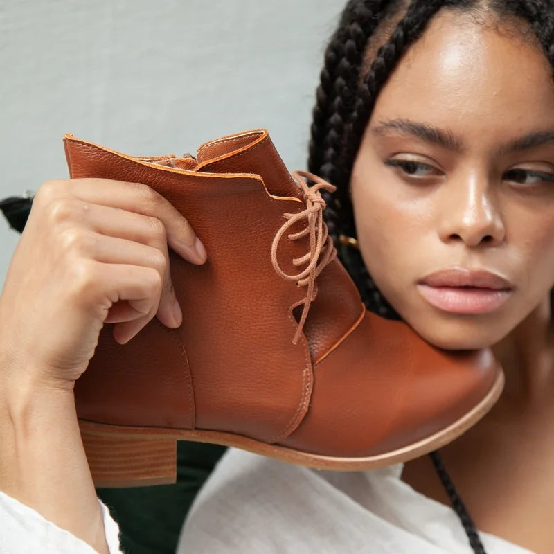 Milena Boot - Caramel
