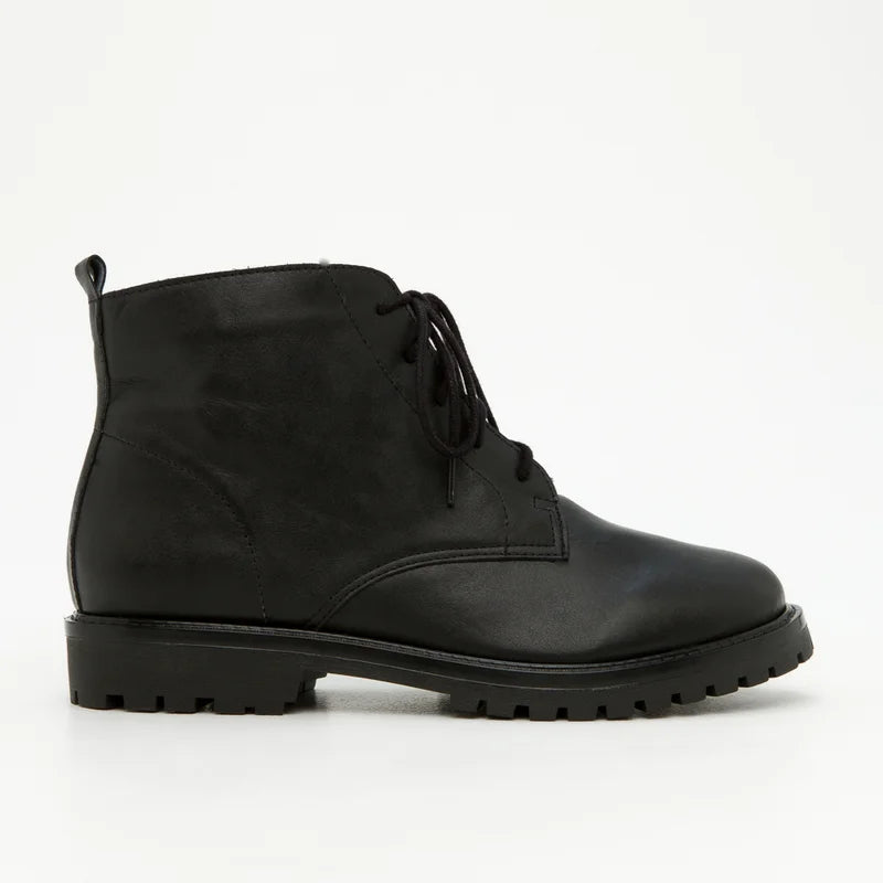Dafne Combat Boot - Black