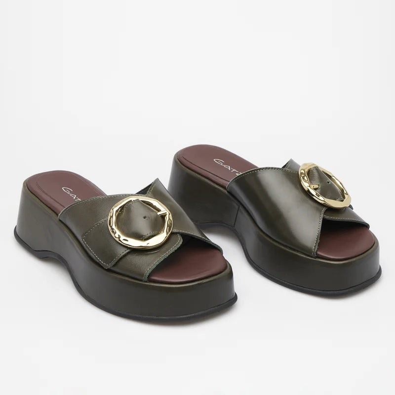 flat leather buckle sandal - Green