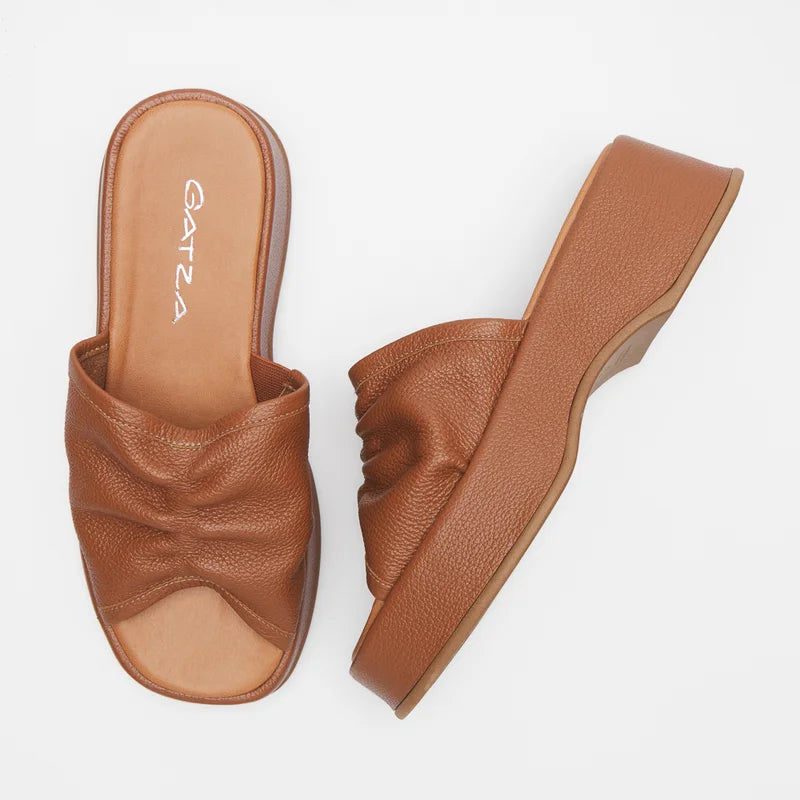 Wavy flat sandal - Caramel