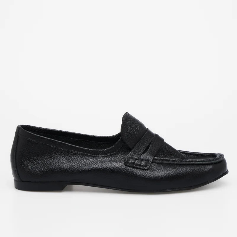 Classic Leather Loafer - Black