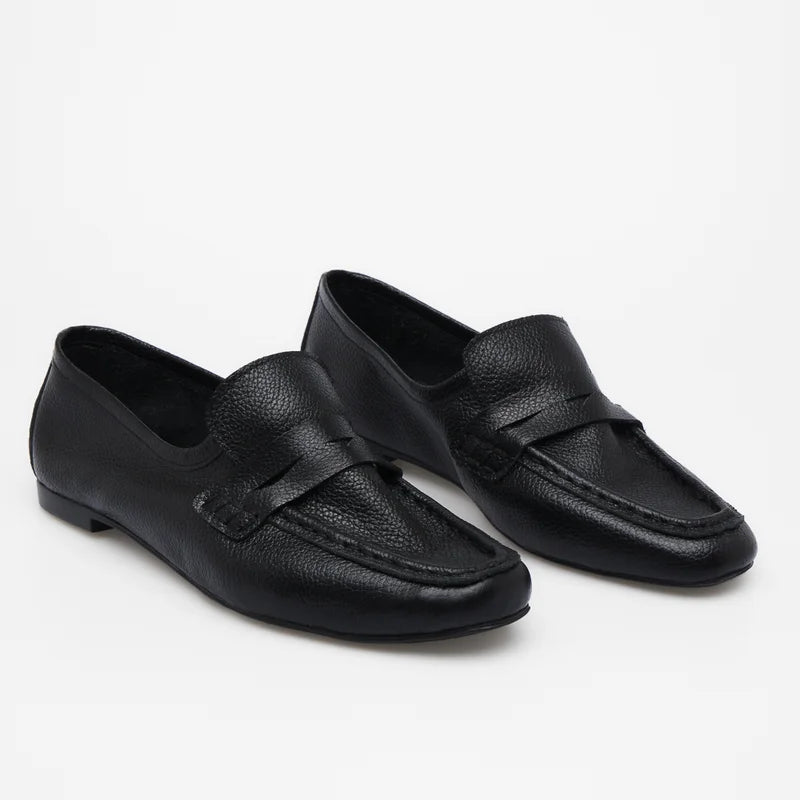 Classic Leather Loafer - Black
