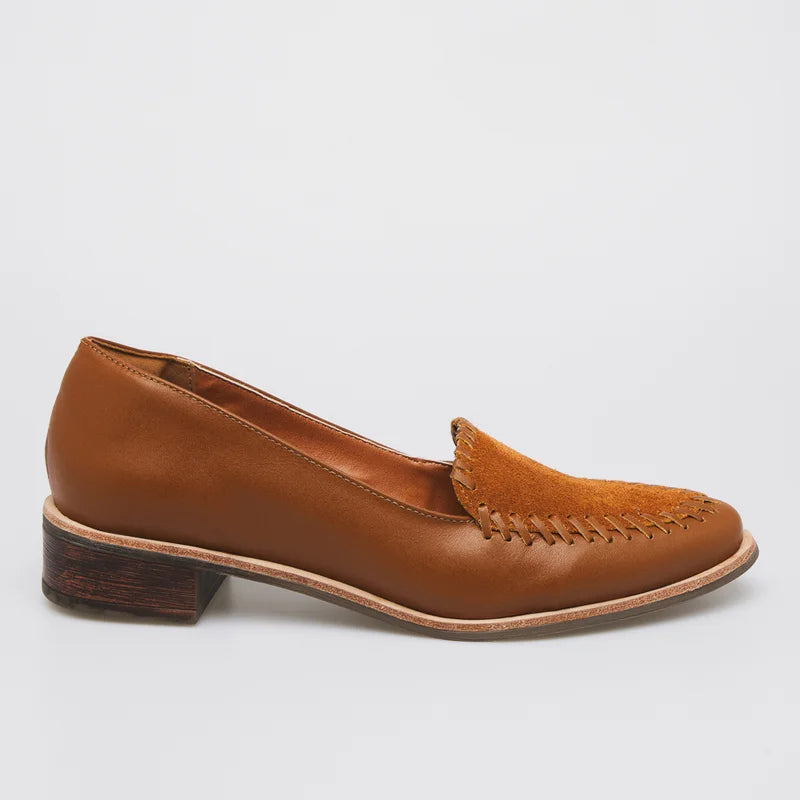 Tramelle Leather Loafer - Caramel