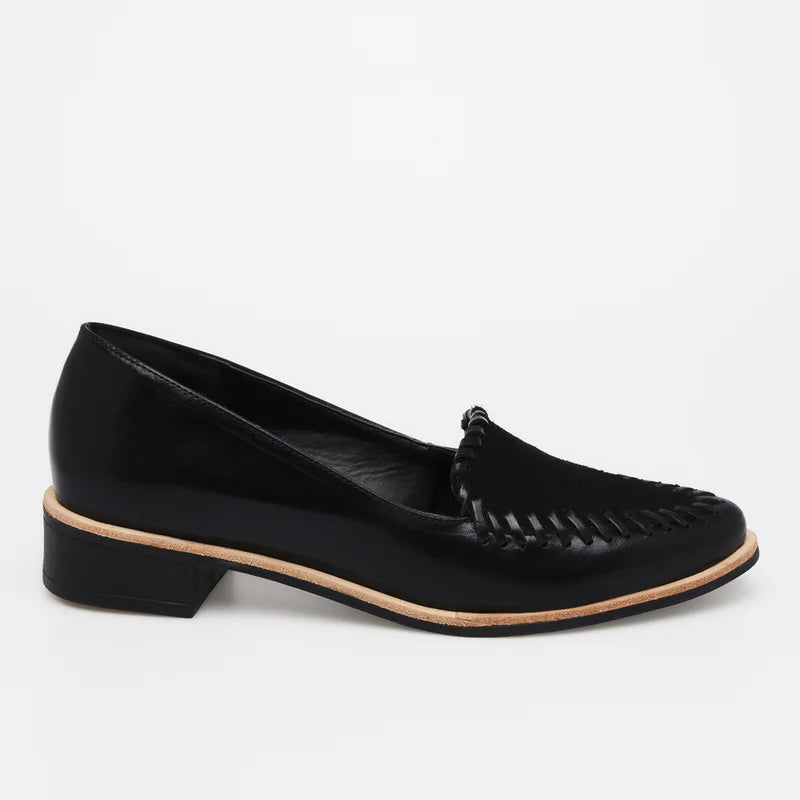 Tramelle Leather Loafer - Black