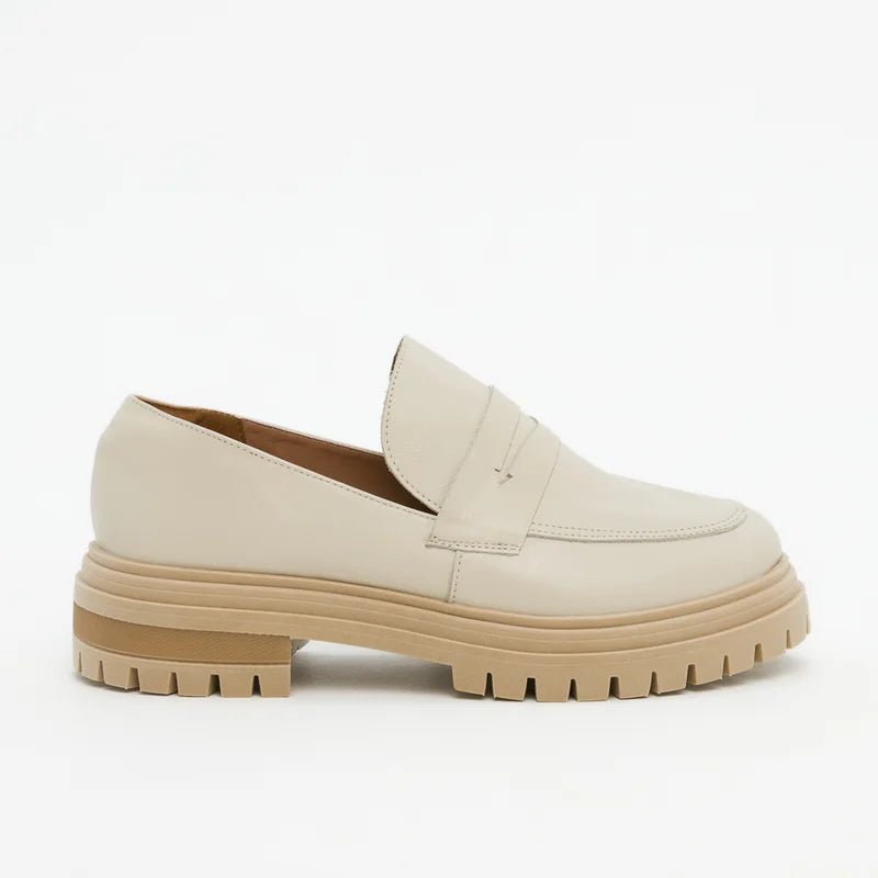 Chunky Loafer - Off-White