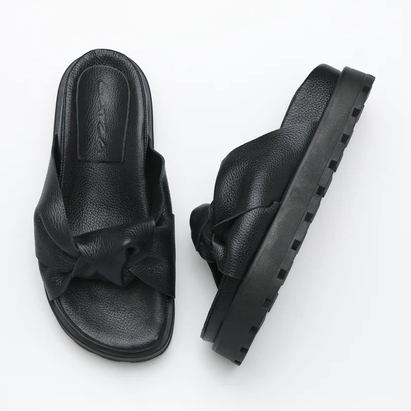 Knot Leather Slide Sandal Black