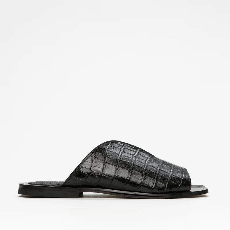 Leather V-Cut Flat Sandal - Black