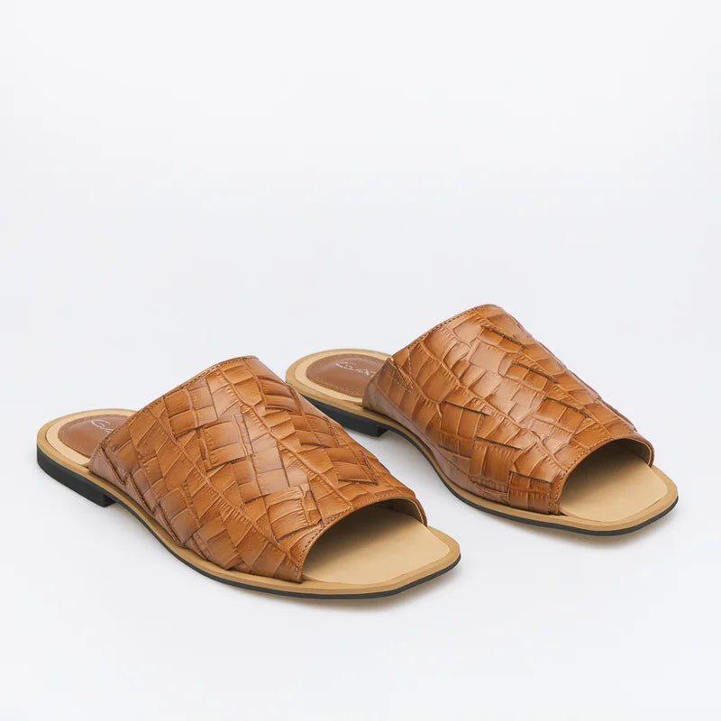 Interlaced Flat Sandal - Caramel