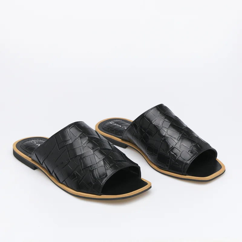 Interlaced Flat Sandal - Black