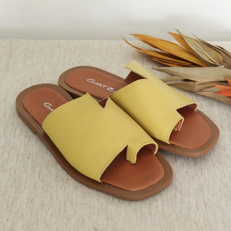 Geometric Flat Sandal - Yellow