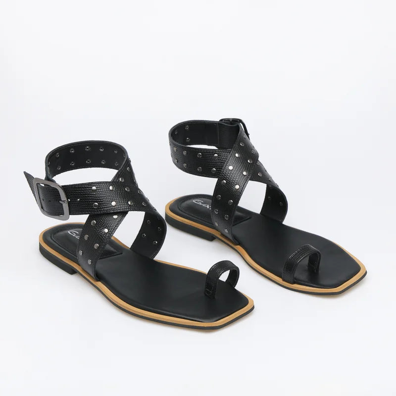 Lívia Flat Sandal - Black
