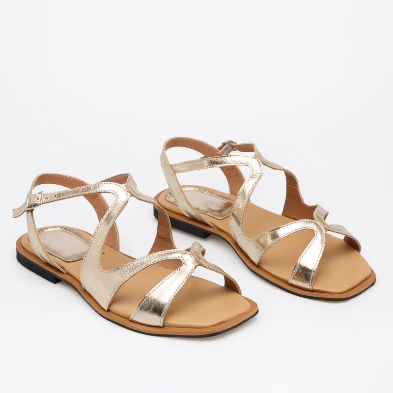 Lumine Leather Flat Sandal - Light Gold
