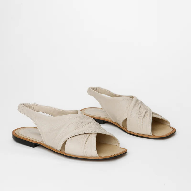 Soft X Flat Sandal - Off White