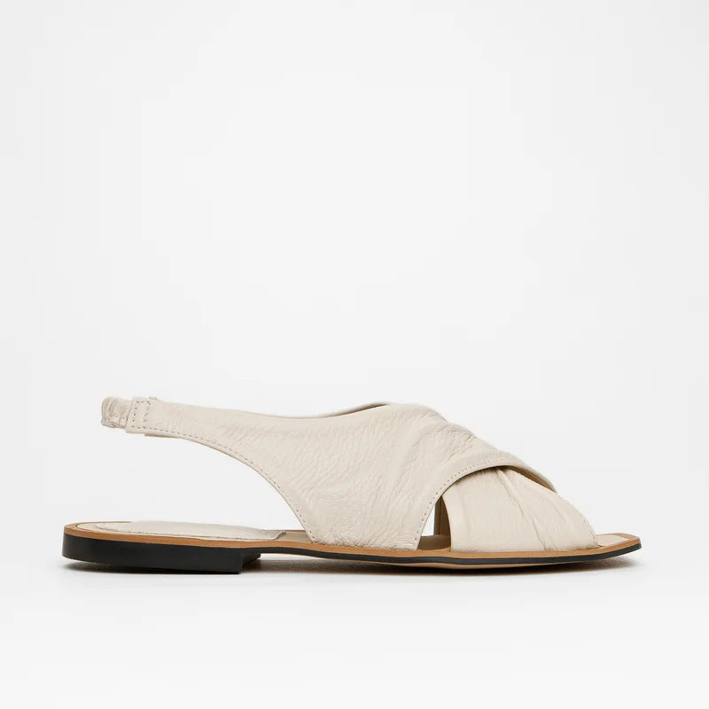 Soft X Flat Sandal - Off White