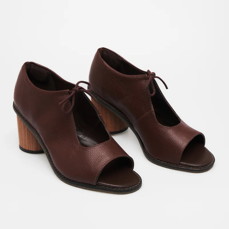 Amarril Leather Sandal - Brown