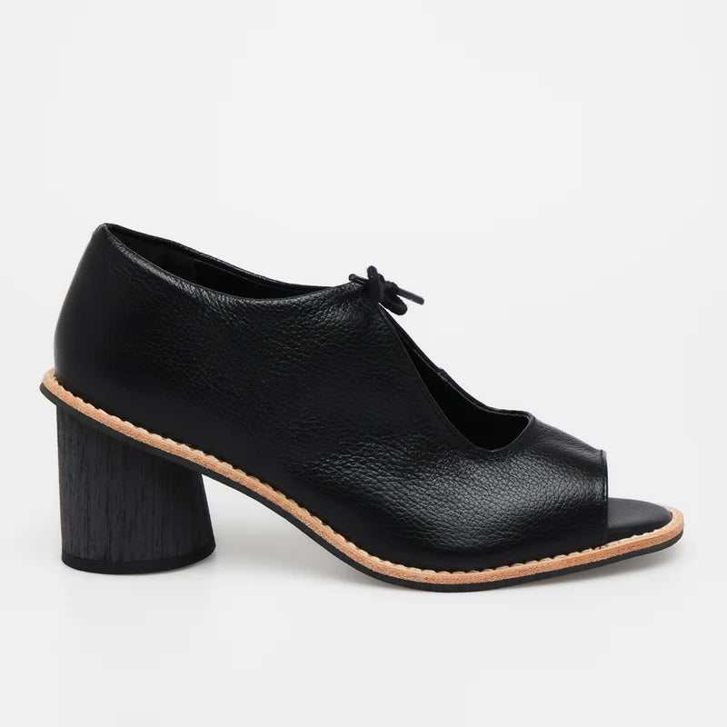 Amarril Leather Sandal -  Black