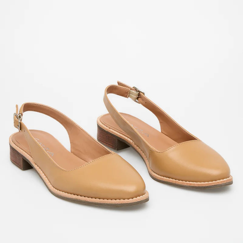 Claire Sandal - Beige