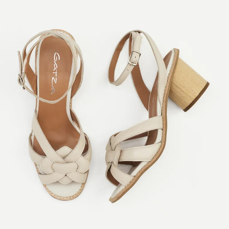 Claudia Sandal - Off-White