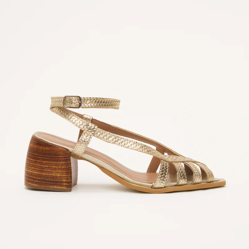 Diandra Sandal - Light Gold
