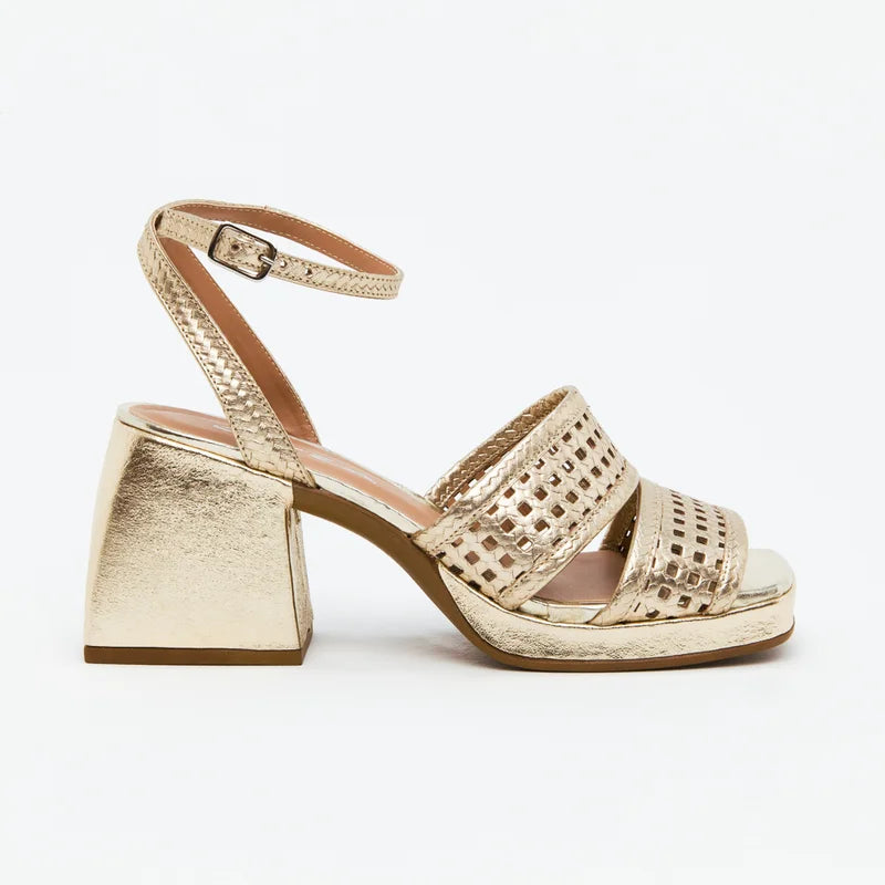 Íris Sandal - Light Gold