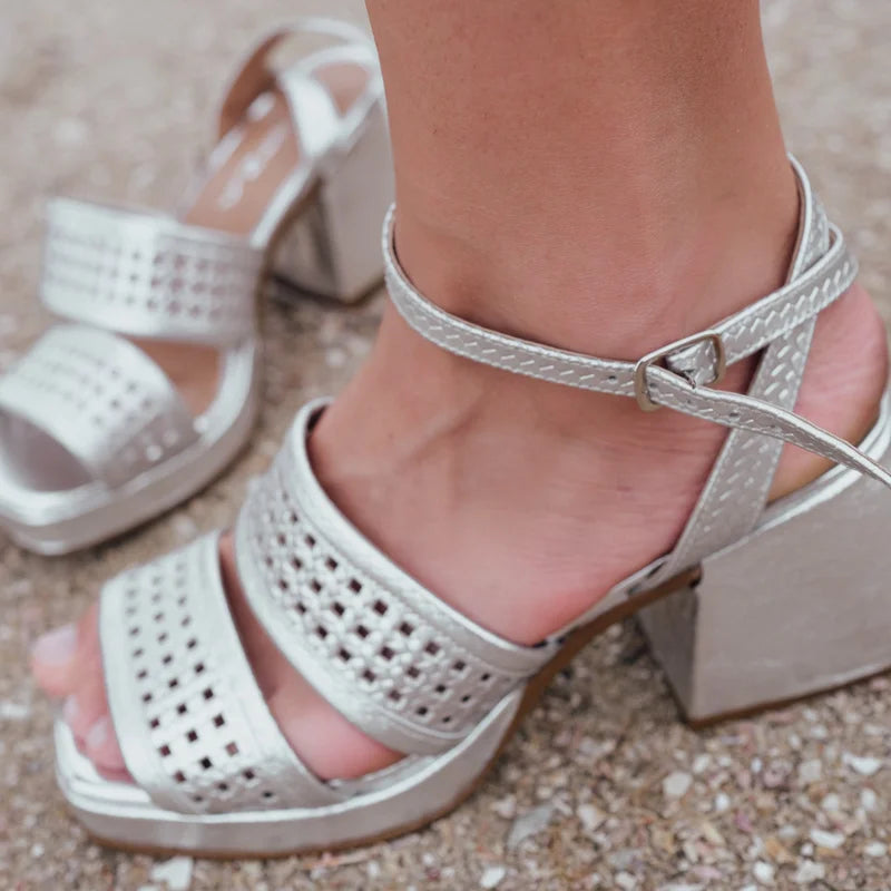Íris Sandal - Silver