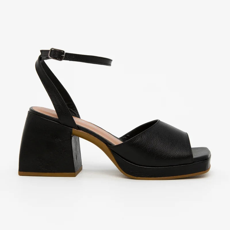 Lari Sandal - Black