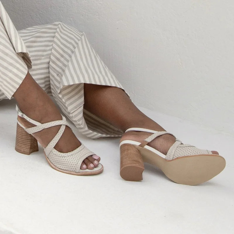 Letícia Sandal - Off-White