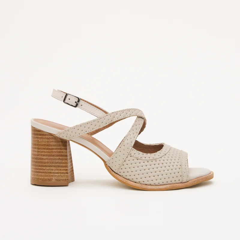 Letícia Sandal - Off-White