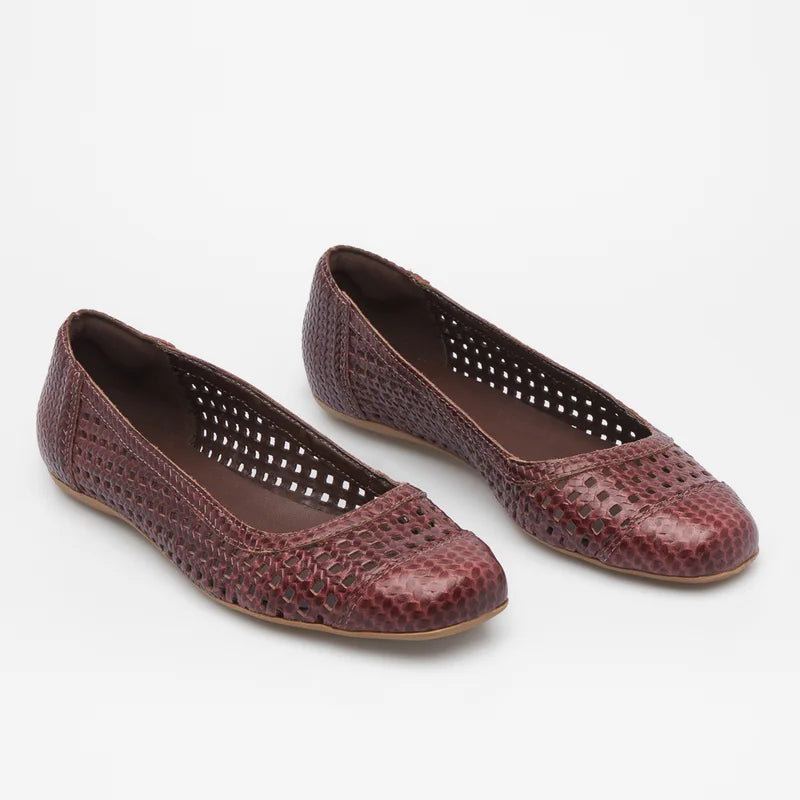 Quadriculada Leather Flat - Coffee