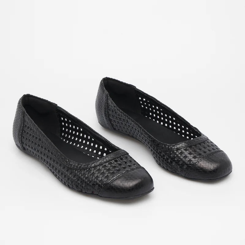 Quadriculada Leather Flat - Black