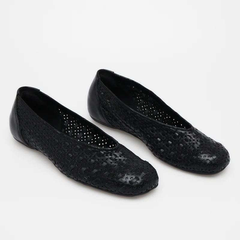 Entrelaçada Leather Flat - Black