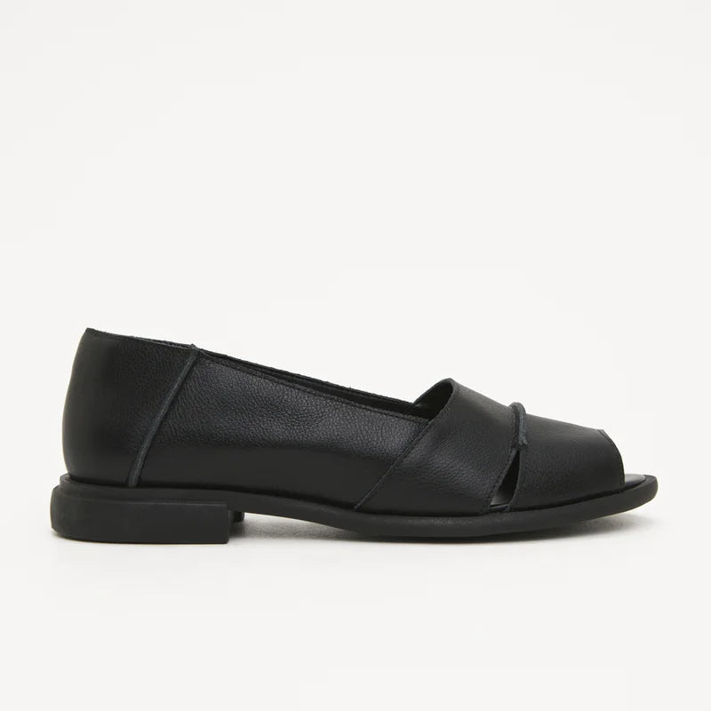 Fabi Flat - Black