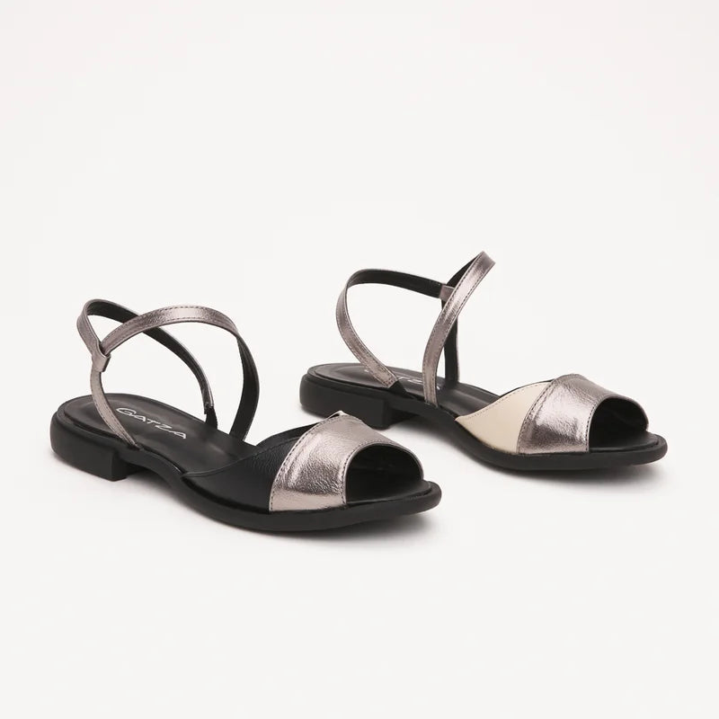 Mavie Flat - Black